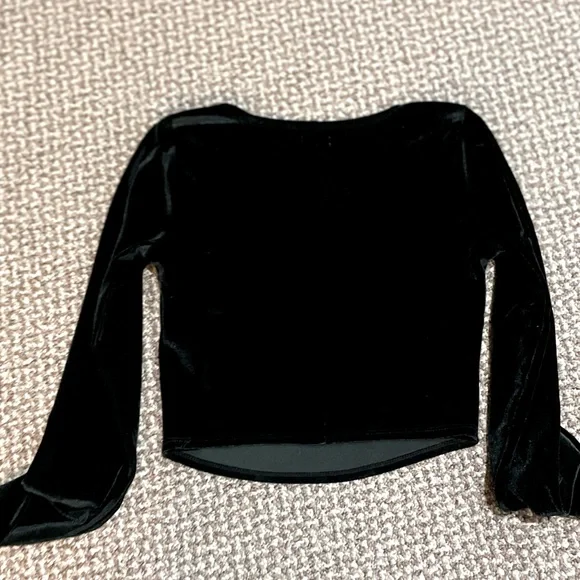 Hollister green velvet top - Picture 4 of 4